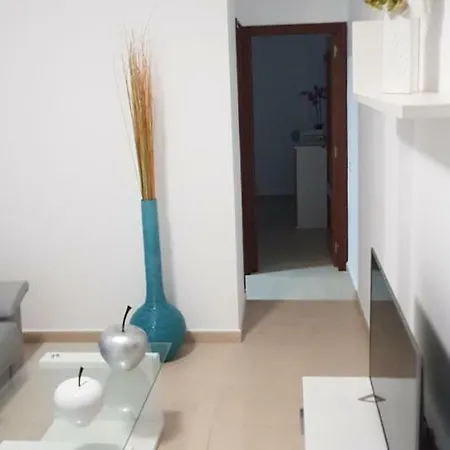 Sunny Apartment *